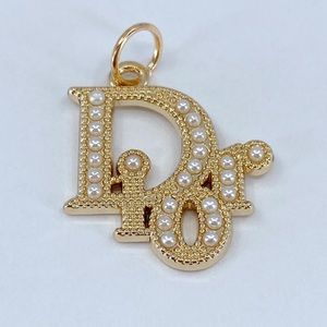 Dior zipper pull